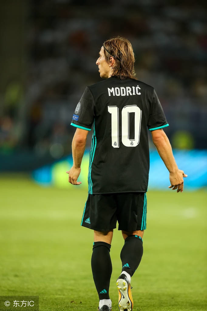 世界杯最佳阵容公布足球,世界杯最佳阵容梅西和阿尔瓦雷斯