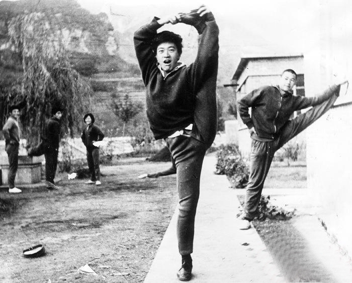 周里京唐国强对比,周里京和唐国强