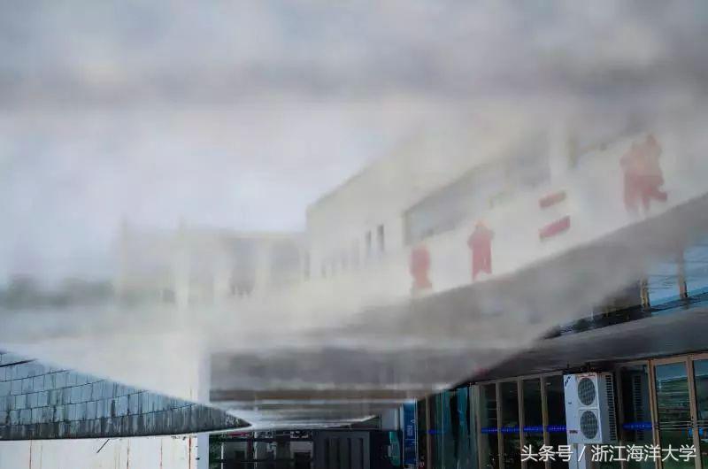 你觉得大海是怎么样的二年级上册,你觉得夏天是怎样的