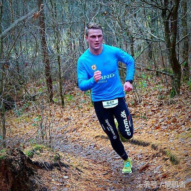 每天跑十公里多久瘦,每天跑步多少公里能达到减重效果