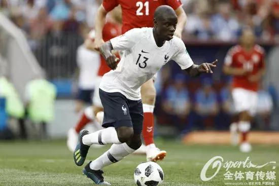 梅西与c罗对决36场比赛数据,梅西半场神级逆转两球打跪c罗