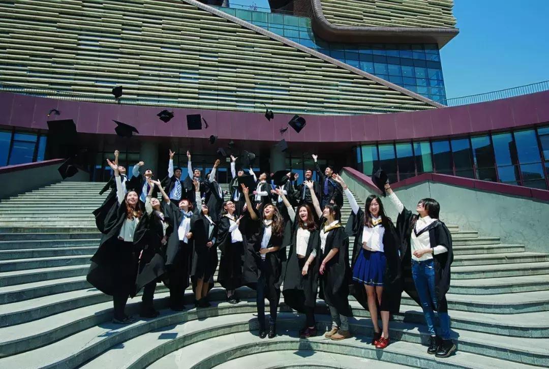 女生高考选什么专业就业前景好,高考书法专业就业前景