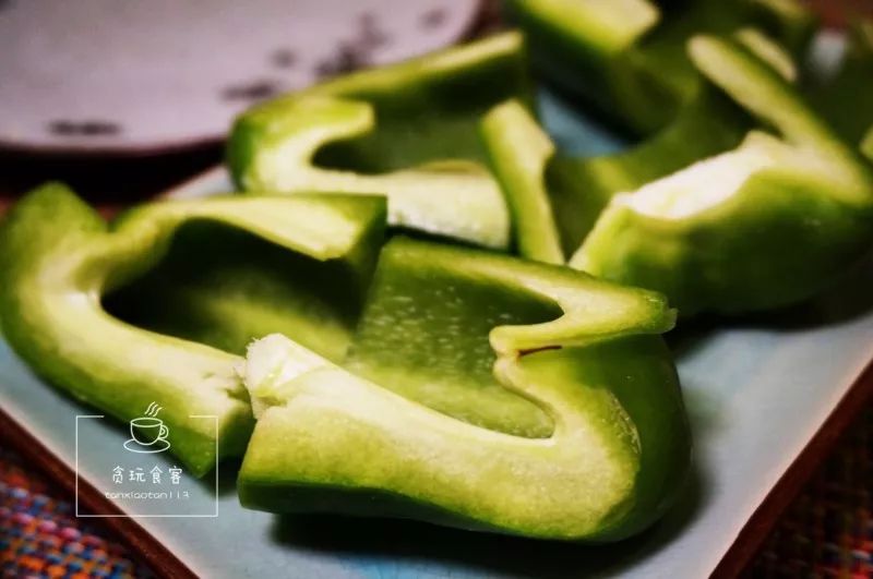 日向酒场，在二次元的居酒屋，你吃的是江湖