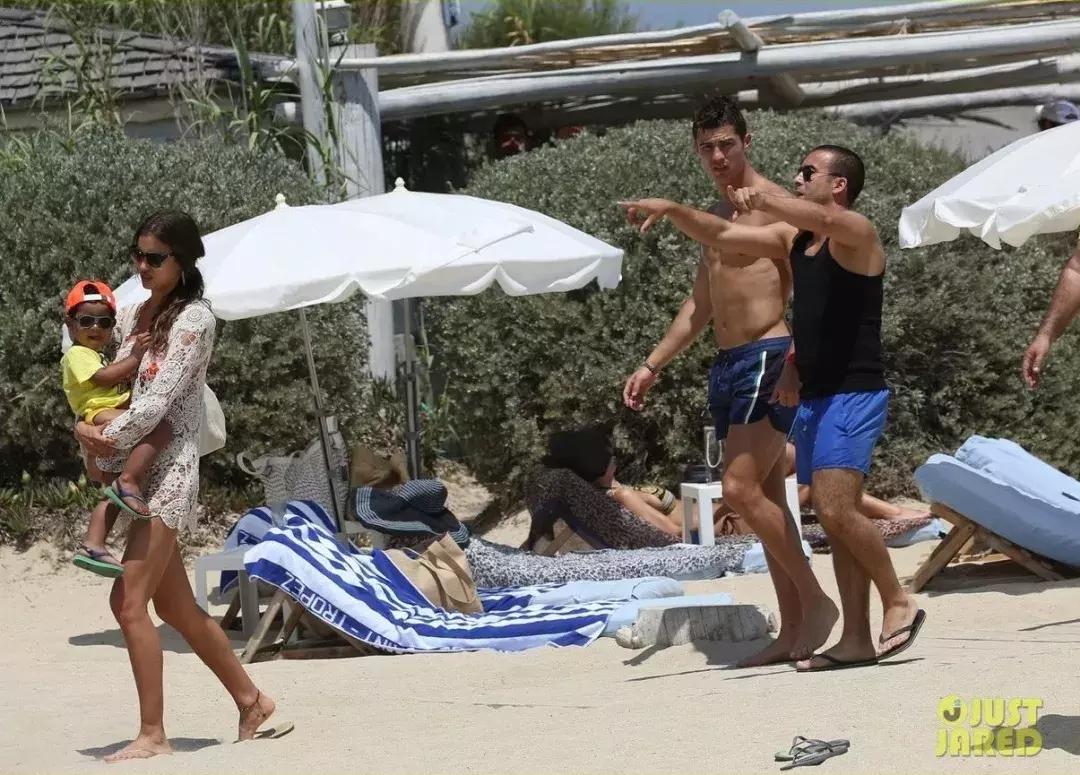 维密超模aa和c罗,c罗全球最帅面孔