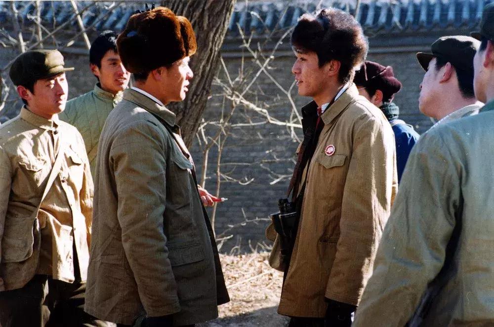 为什么俄罗斯的人喜欢穿阿迪,俄罗斯人为什么都喜欢穿阿迪