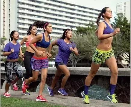 脚跑步受伤了怎么才能好得快一些,如何坚持跑步的十种方法