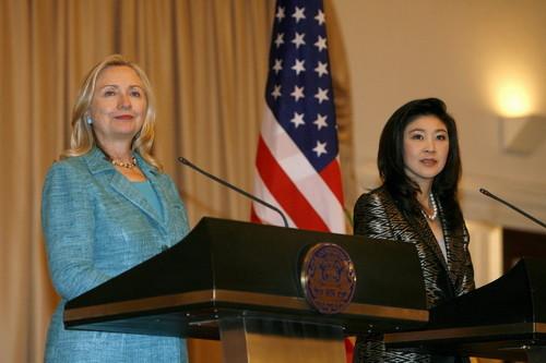 泰国总理英拉惊艳的照片,世界华人女总统