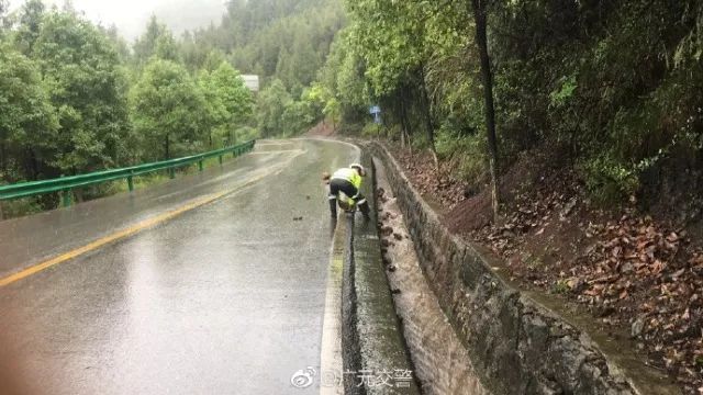 广元暴雨列车返回绵阳,暴雨袭击四川广元