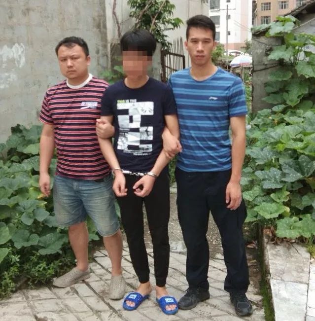 神剑3号·扫黑除恶｜涉嫌敲诈勒索、持枪伤人！*债追**追到家门口建“泳池”？