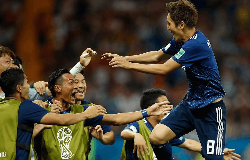 站着死不丢人！把夺冠热门逼到最后一分钟，最后时刻还想着进攻