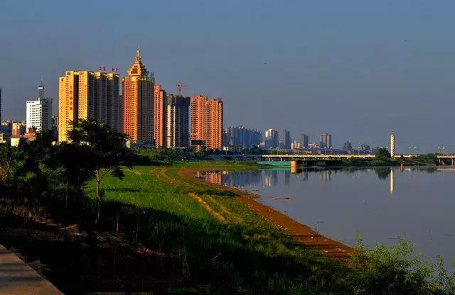 昆明最快几小时到西安高铁,昆明至西安高铁多少小时