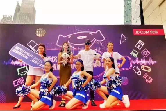 绾夸笂绾夸笅鑱斿姩鑾峰,绾夸笂绾夸笅浜掑姩钀ラ攢妗堜緥