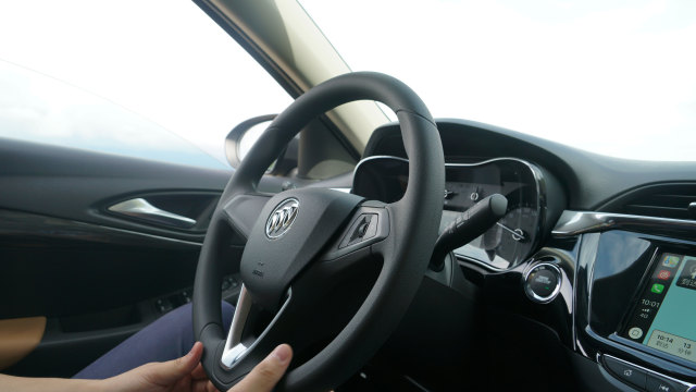 1万5千元买13年车龄的别克凯越,10万公里的别克凯越值得买吗