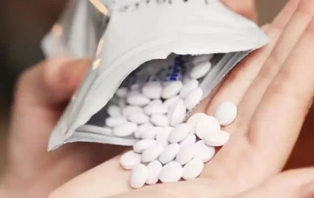 美白抑制黑色素护肤品,美白淡斑提亮肤色抑制黑色素