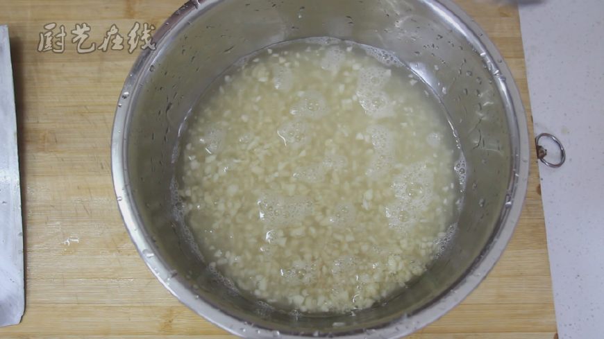 秘制蒜蓉蒸扇贝,美食制作视频蒜蓉蒸扇贝