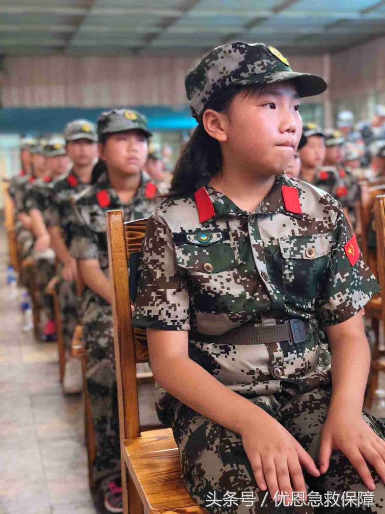 阳光少年特训夏令营,军事夏令营儿童有哪些训练