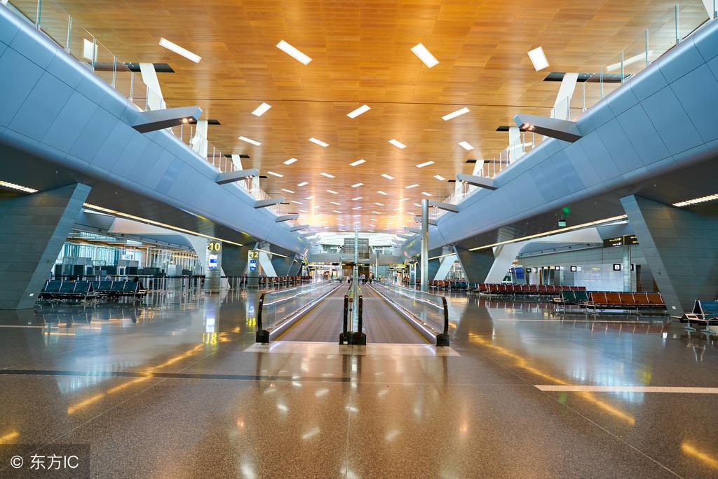 晚上航班备降后怎么办,夜晚下飞机了怎么办