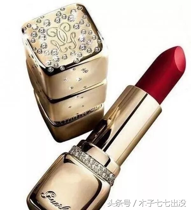 深扒化妆品成分,口红外形的演变史