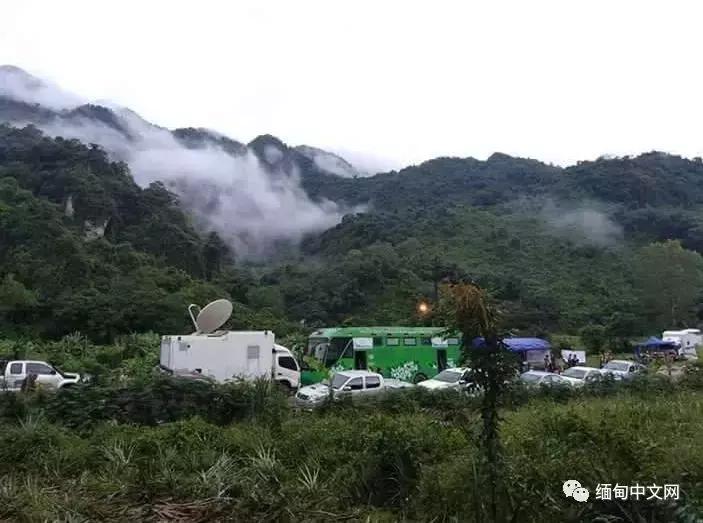 13名泰国少年足球队成员,泰国少年足球队被困洞穴事件