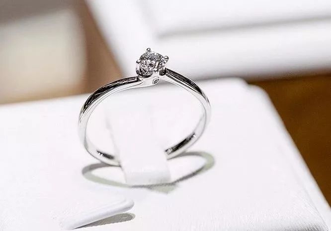 钻汇珠宝城这面“浪漫告白墙”即将开启霸屏模式!更多……