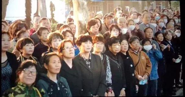 努力活着我不是药神,我不是药神穷病没法治