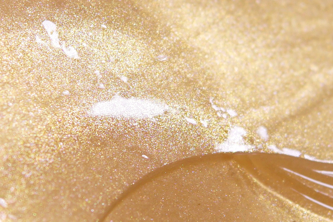 用了眼膜黑眼圈更重了,用了好多眼膜眼睛周围还是好干