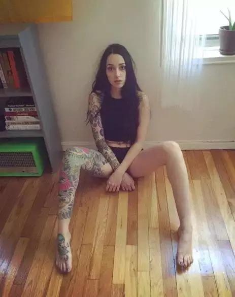 空姐可以纹身么,空姐可以纹身吗