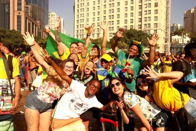 巴西世界杯光辉岁月,万人瞩目的世界杯