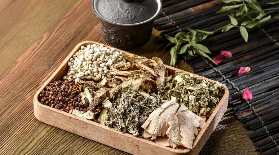 说真的,你不是药神,带这些药品上飞机你会有*麻大**烦!