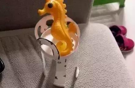 折纸椅子的折法,一个简单又好看的椅子折纸