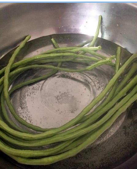 凉拌豇豆做法酸辣贵州,豇豆凉拌菜做法夏季