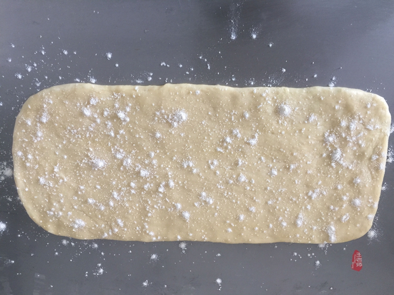 正宗酥香小油条,小油条香酥蓬松的做法用膨松剂