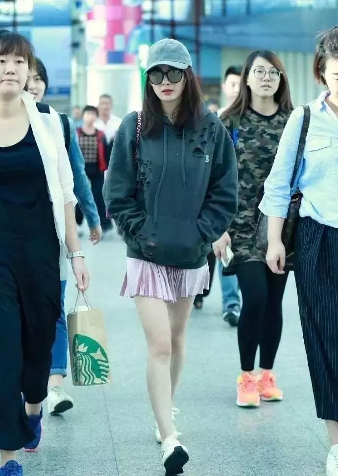 杨幂的时尚靠自己,时尚不是跟风