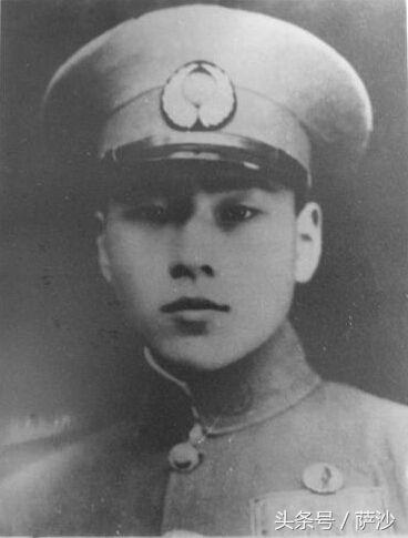 舍身卫国山河壮，忠魂浩气永流传：抗战的少数民族飞行员