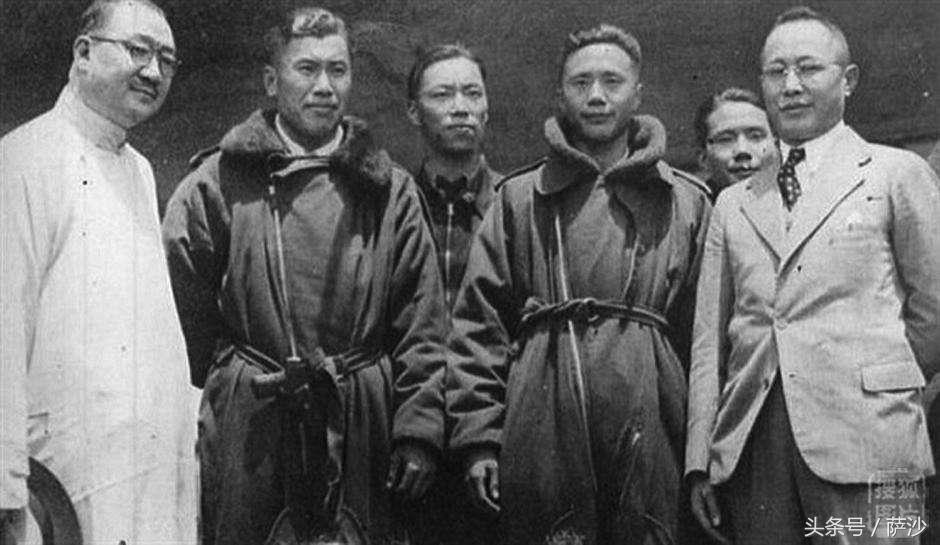 舍身卫国山河壮，忠魂浩气永流传：抗战的少数民族飞行员