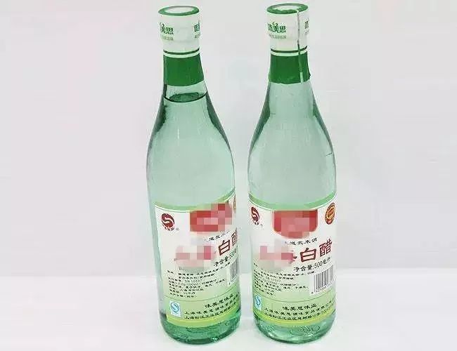 开车抽烟不开窗的办法,车内抽烟烟味多久消散