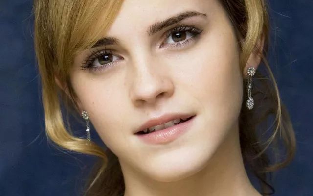 不用针挑手指扎进刺了怎么办,不用针挑就能挑出刺的方法