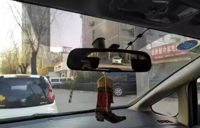 行车记录仪需要很清晰吗,行车记录仪用原来的线