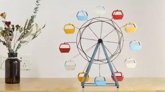 北欧简约客厅沙发地毯,北欧不吊顶客厅软装搭配效果图