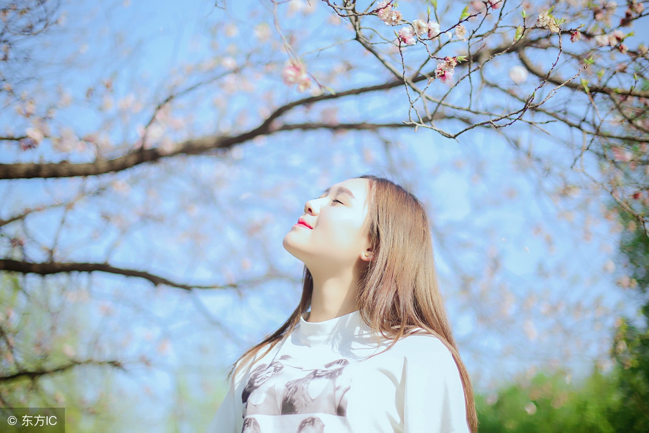 青春期的暗恋最好埋在心底,青春时的暗恋大多无疾而终