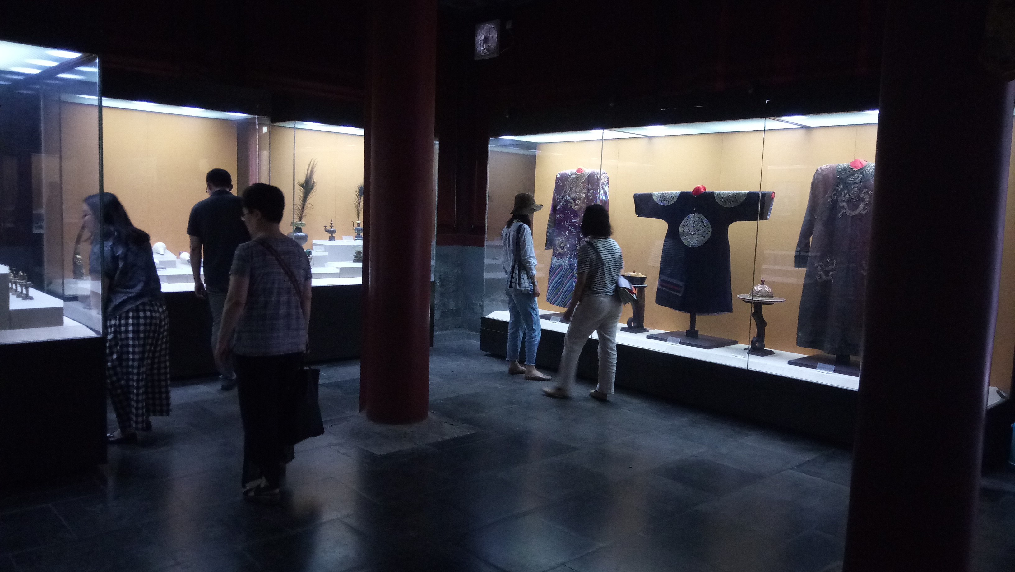 雍和宫和故宫游玩顺序,北京故宫和雍和宫哪个更值得去