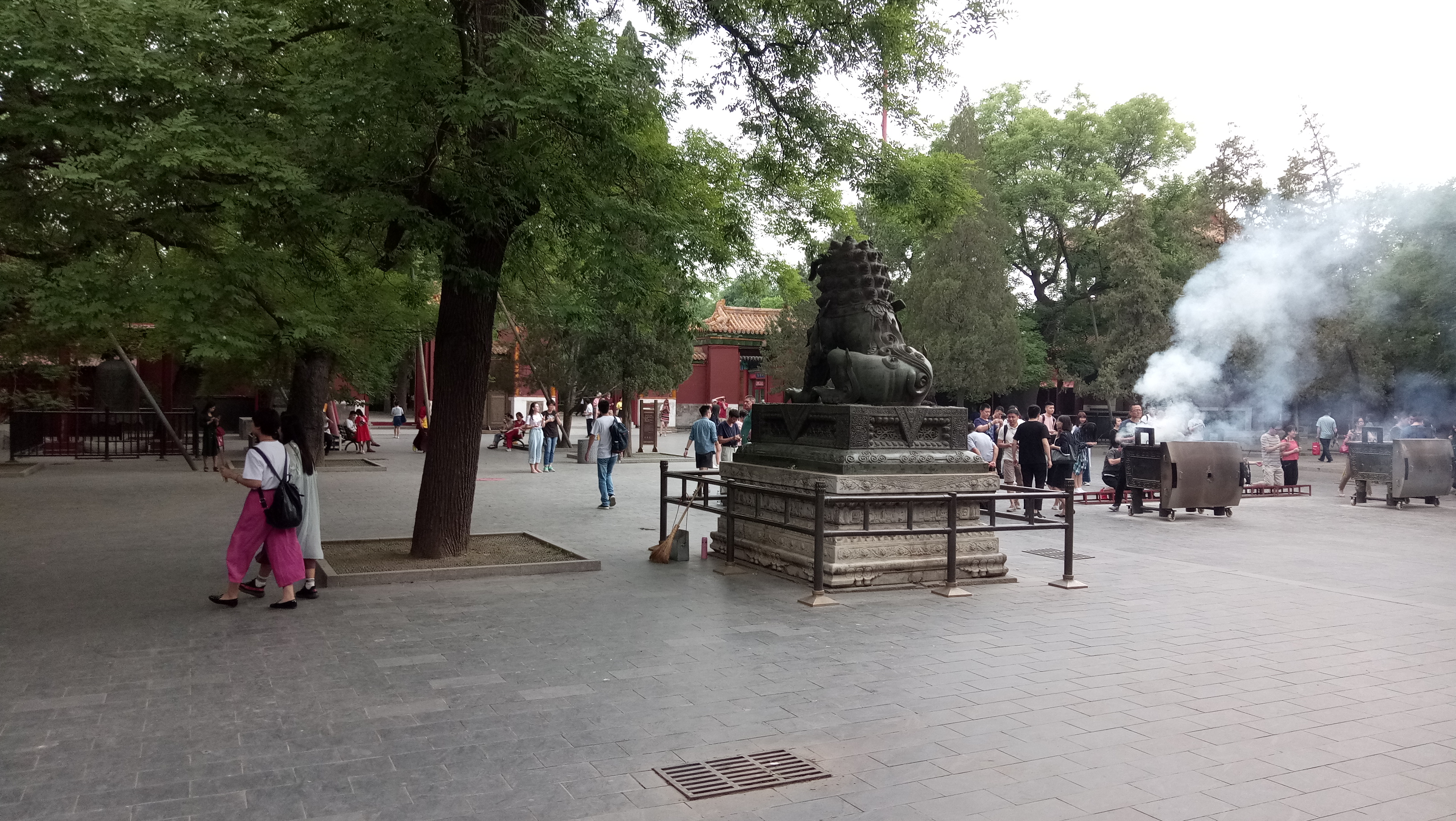 雍和宫和故宫游玩顺序,北京故宫和雍和宫哪个更值得去