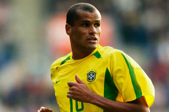 伊涅斯塔哈维,法布雷加斯伊涅斯塔哈维