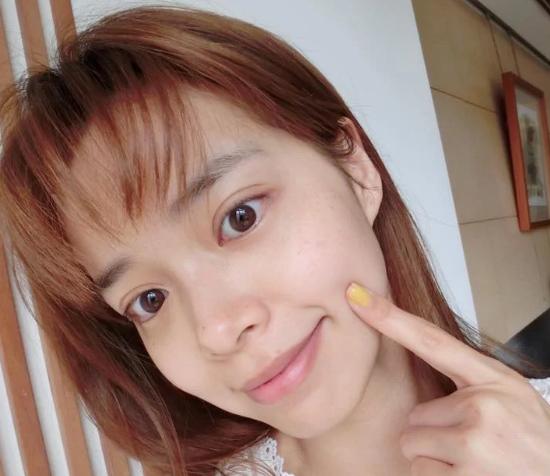 网红博主推荐美白方法,学生党天生皮肤黑最快美白办法