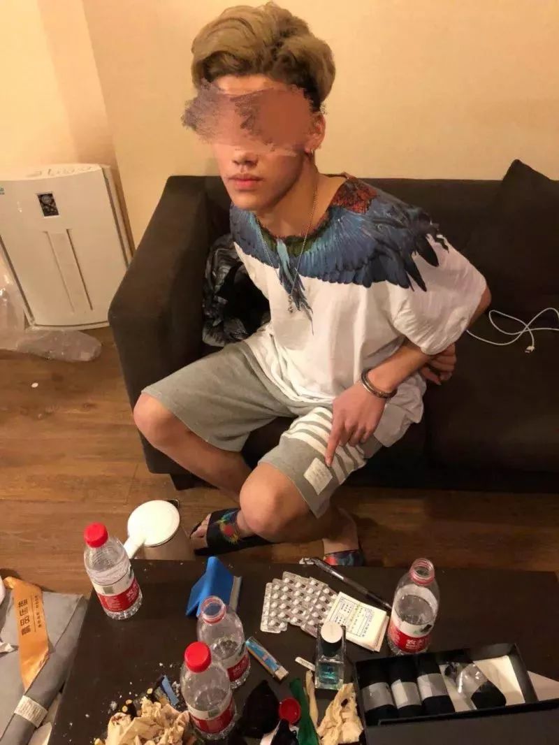 【公安提醒】新型*品毒**“约会*暴强**药”出现!外出应酬一定要小心!