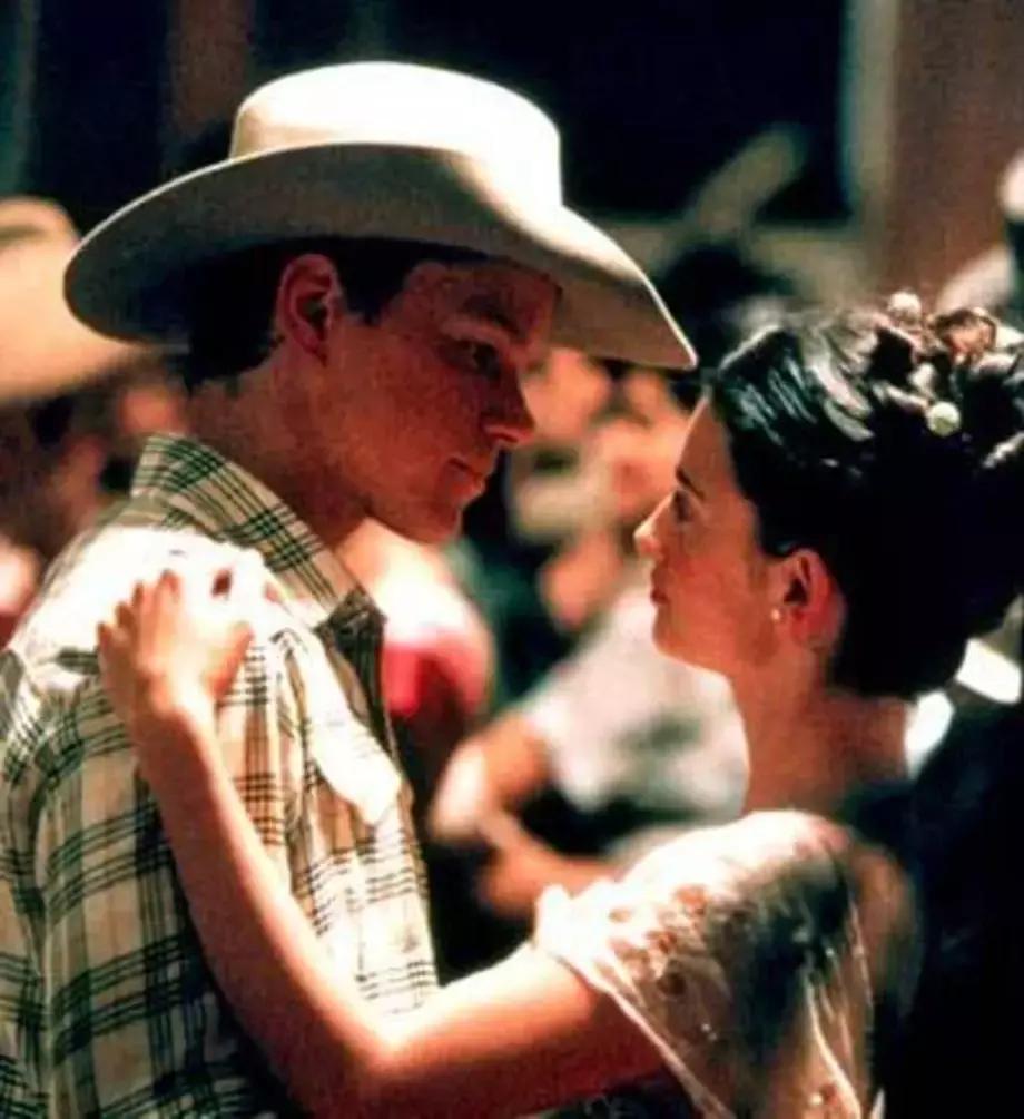 章子怡惊艳摩纳哥玫瑰舞会,章子怡无悬念问鼎影后桂冠