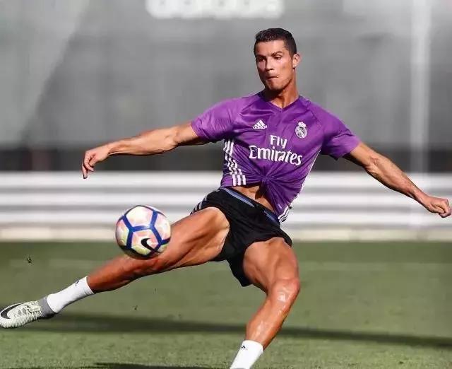 c罗尤文加盟仪式,c罗官宣意甲