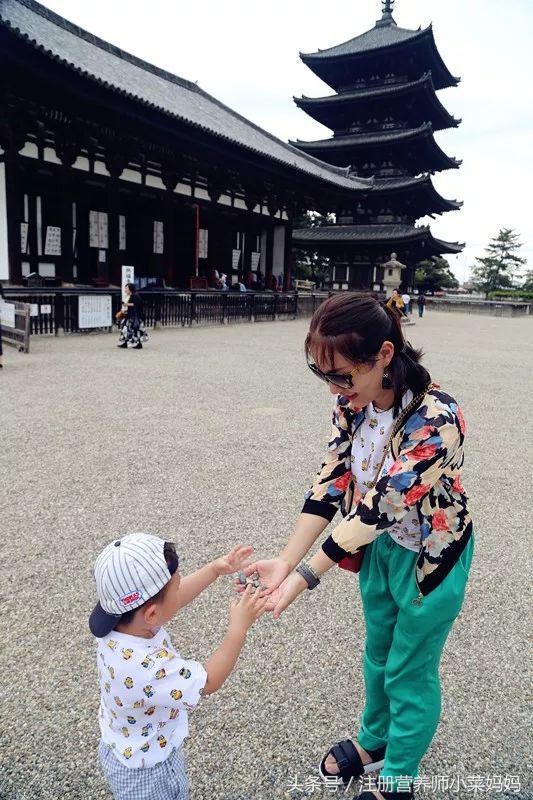 第一次带孩子出国游玩该去哪,独自带娃出国攻略