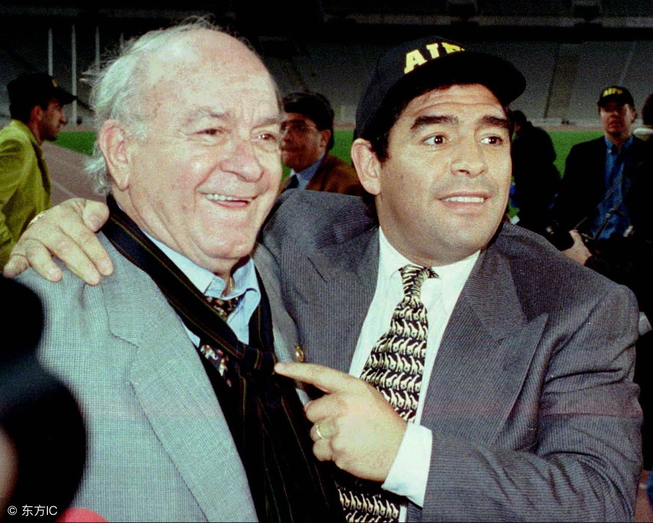 史上十大最好的足球巨星排名,足球史上十大巨星