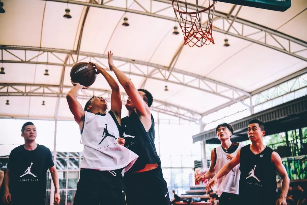 问鼎武汉｜“枫叶地下室”晋级JORDANFLIGHTCLUB精英挑战赛华东总决赛